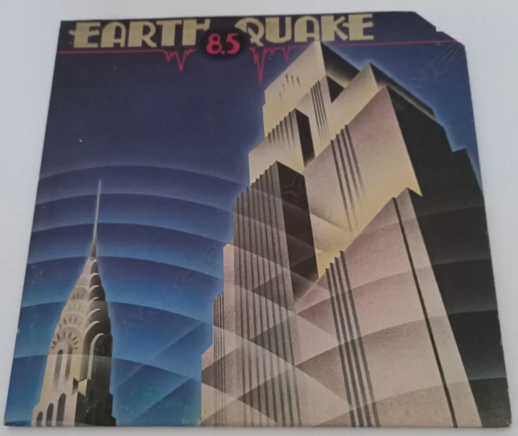 Earth Quake (2), 8.5 Image 1++